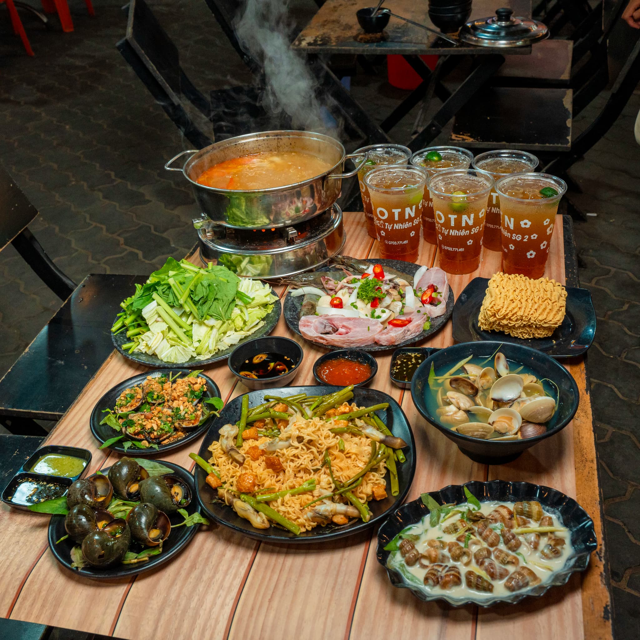 Ốc Tự Nhiên Interior